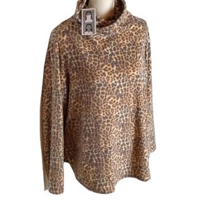 🆕 AVA JAMES Leopard Fleece Cowl Neck Top  / 3X